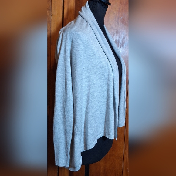 EXPRESS Sweater - Picture 2 of 6